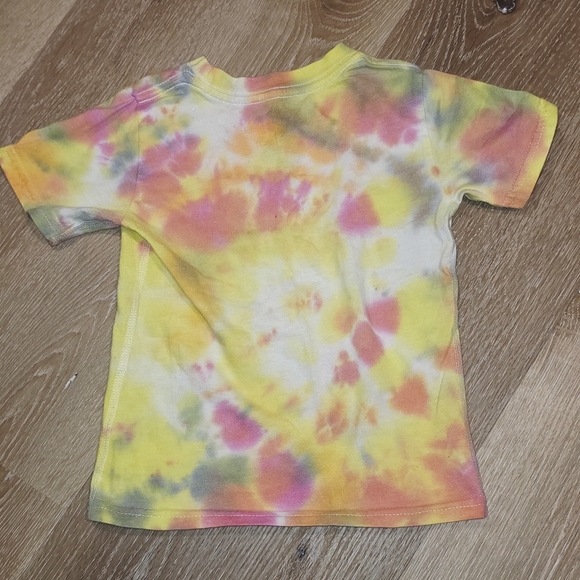 Colorful Tie-Dye Kids Shirt with Palm Tree Design - Picture 2 of 2